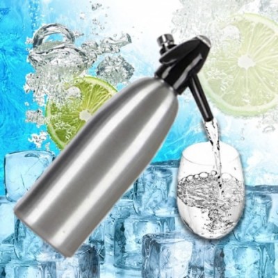 Bình làm nước Soda cho quán